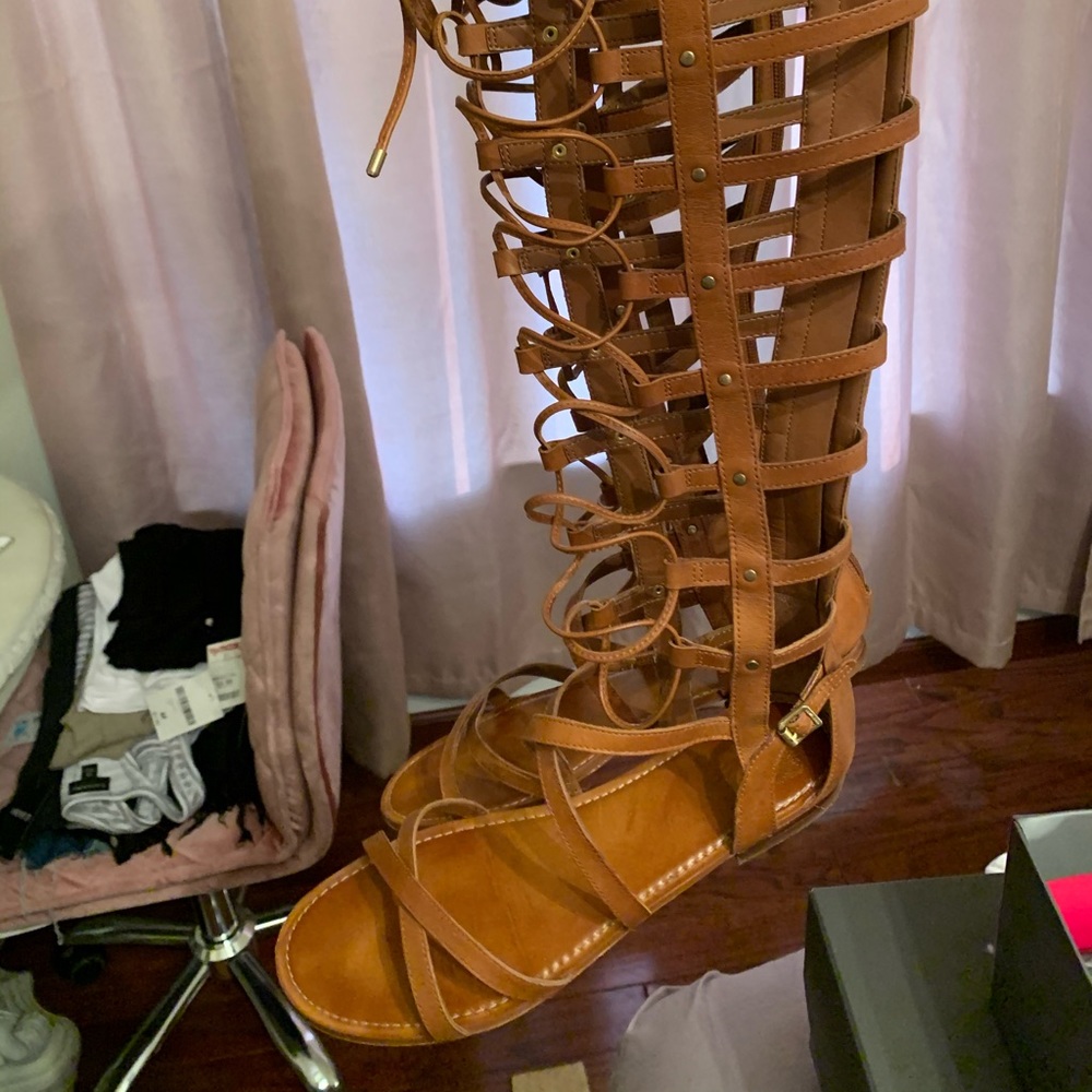 Vince camuto gladiator sandals